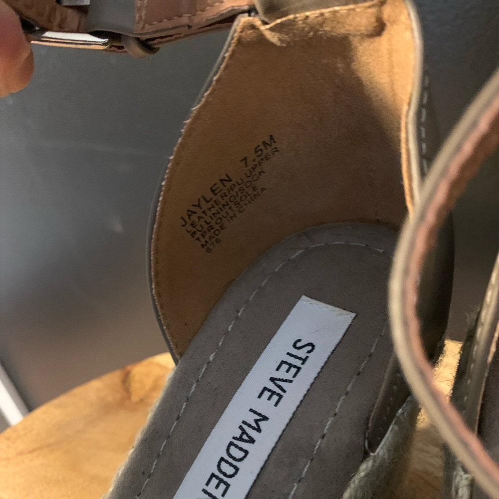 SOLD: Steve Madden Platform Suede Wedges, 7.5 - Picture 9 of 9